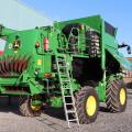 JOHN DEERE T560i