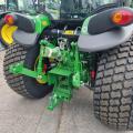 JOHN DEERE 4066R
