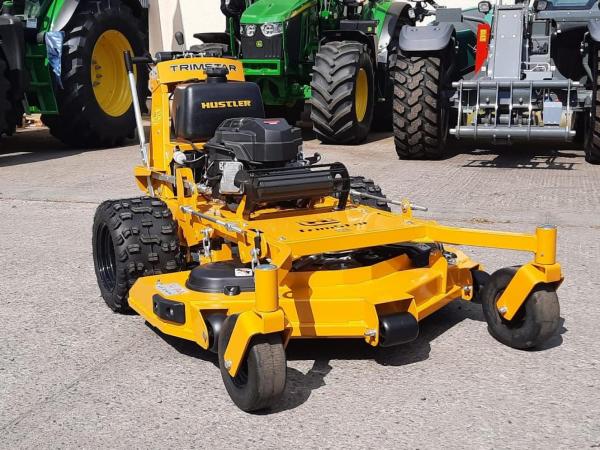 HUSTLER TrimStar